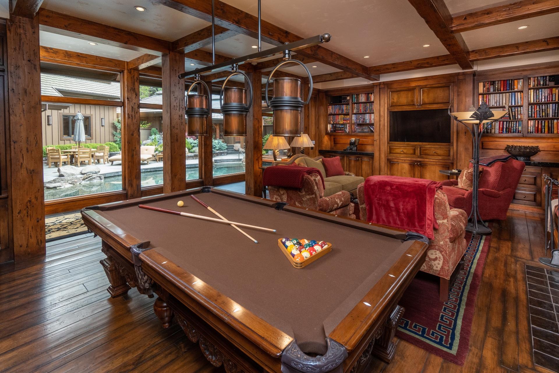 Broken Top - Residential