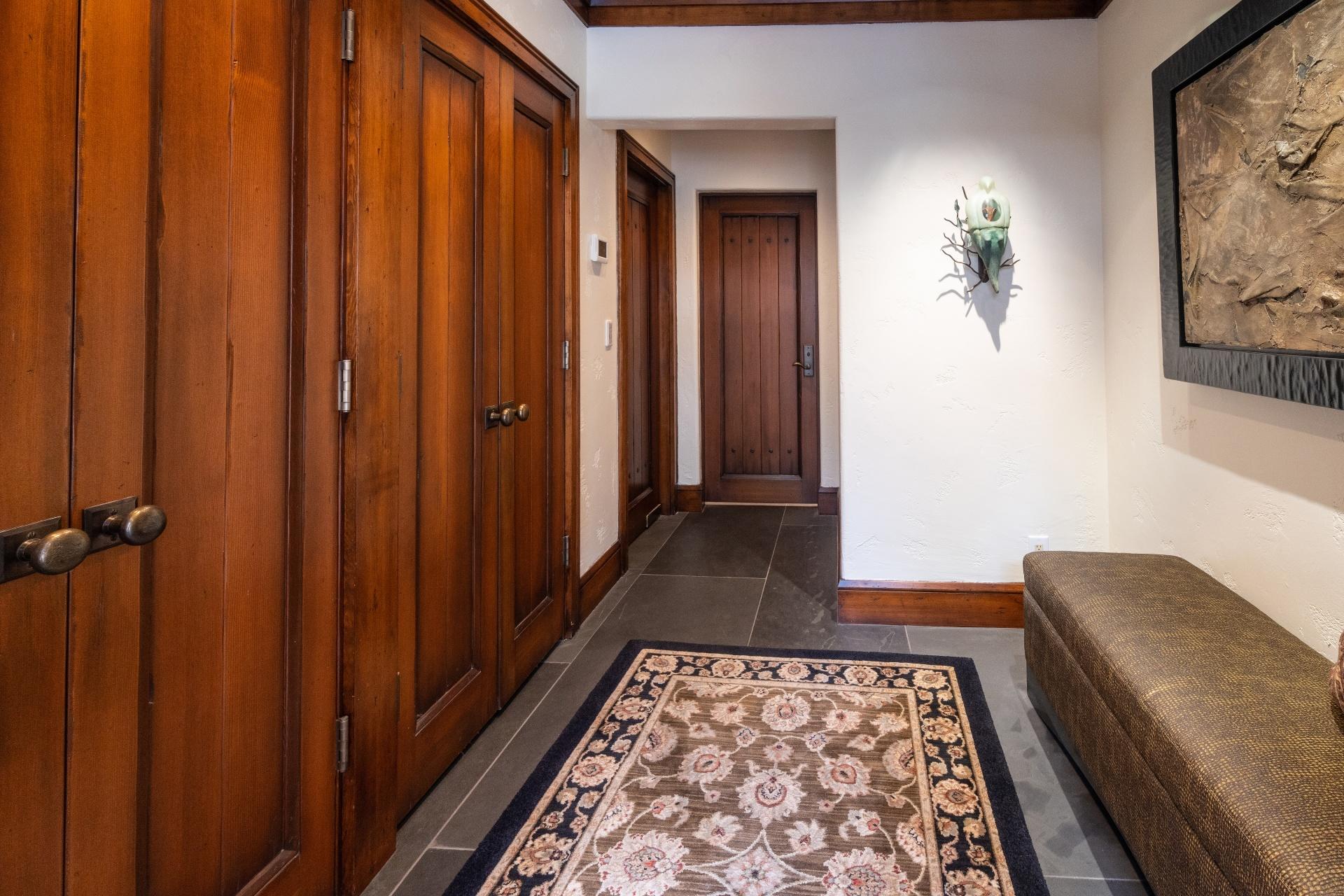 Broken Top - Residential