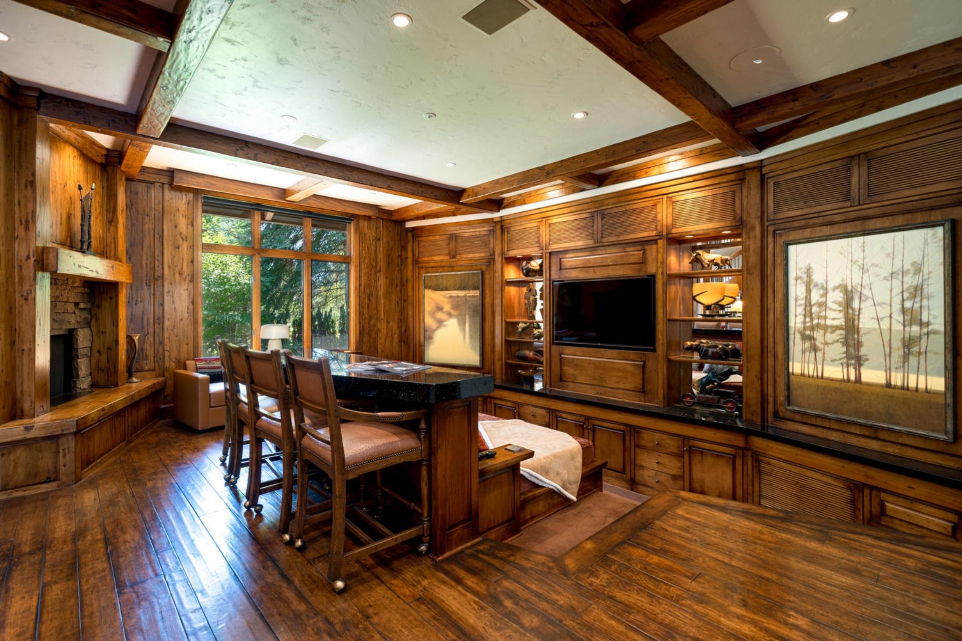 Broken Top - Residential