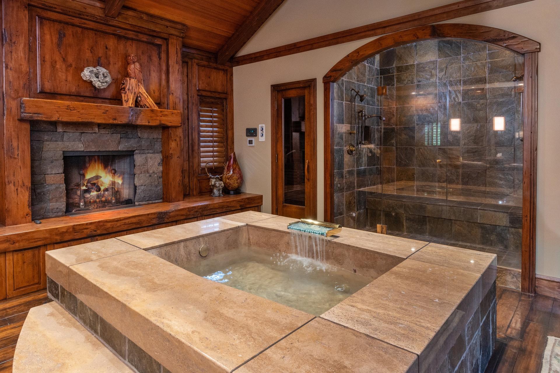 Broken Top - Residential