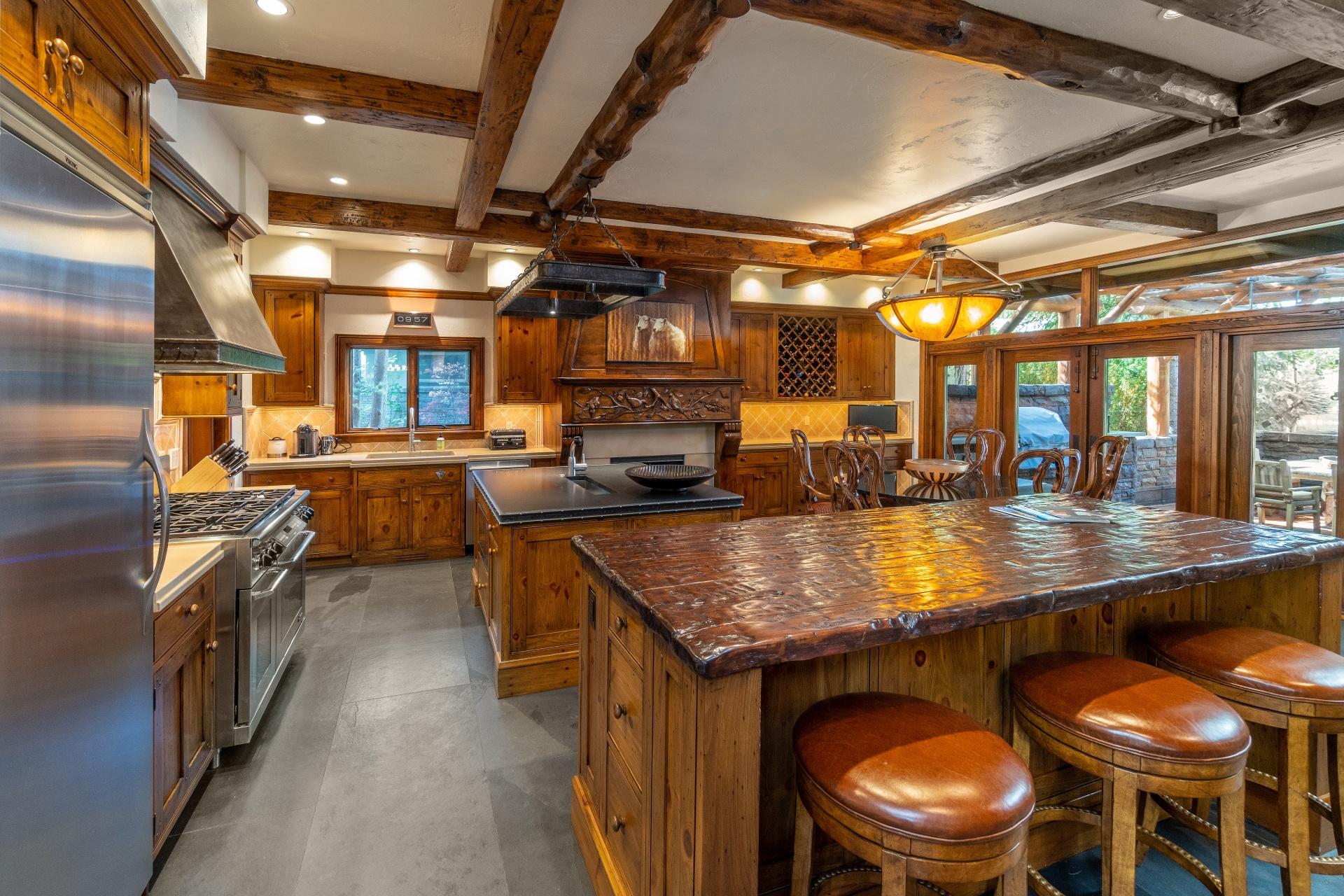 Broken Top - Residential