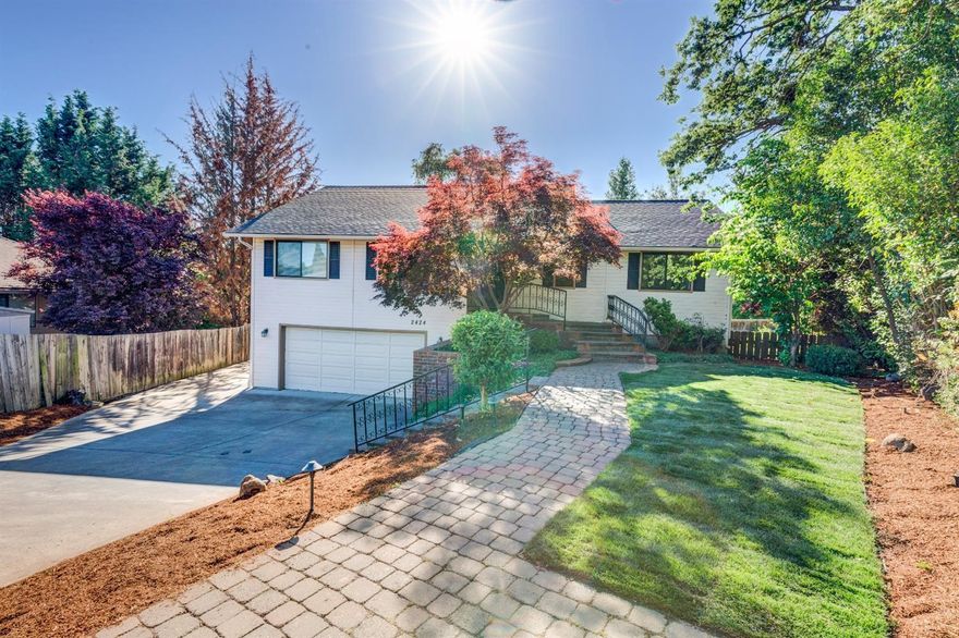 Looking for a spacious home that could be a two-family set up in a great location in East Medford? Located on a cul-de-sac in the Lone Pine Elementary school district, this home has been updated with new carpet, interior paint and new appliances in the kitchen. Upstairs there is a master suite with it's own entrance out to the deck, another bedroom and full bath, formal living, formal dining, family room, kitchen and laundry. A large deck off the upper story will be great for barbecuing. Downstairs has its own entrance, a mini kitchen with dining area, a full bath and two bedrooms or family/living room and laundry hook-ups. There is a slider to an outside deck with access to the large private backyard. New HVAC system in 2016. RV /boat parking make this an awesome place.