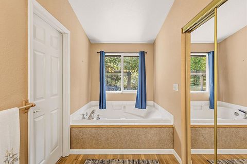 Tiny photo for 587 Summit Loop, Grants Pass, OR 97527 (MLS # 220219720)