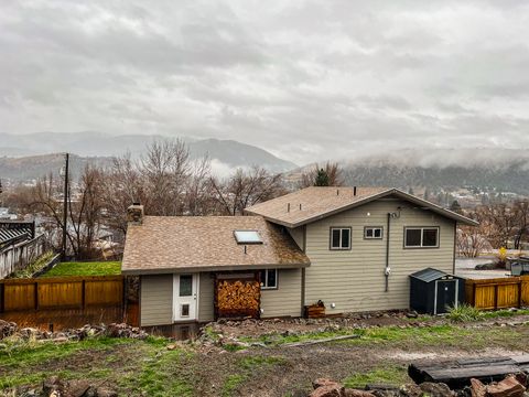 Tiny photo for 469 NW Charolais, John Day, OR 97845 (MLS # 220212682)