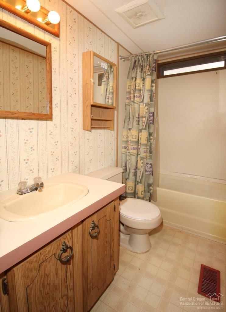 The Pines - Residential