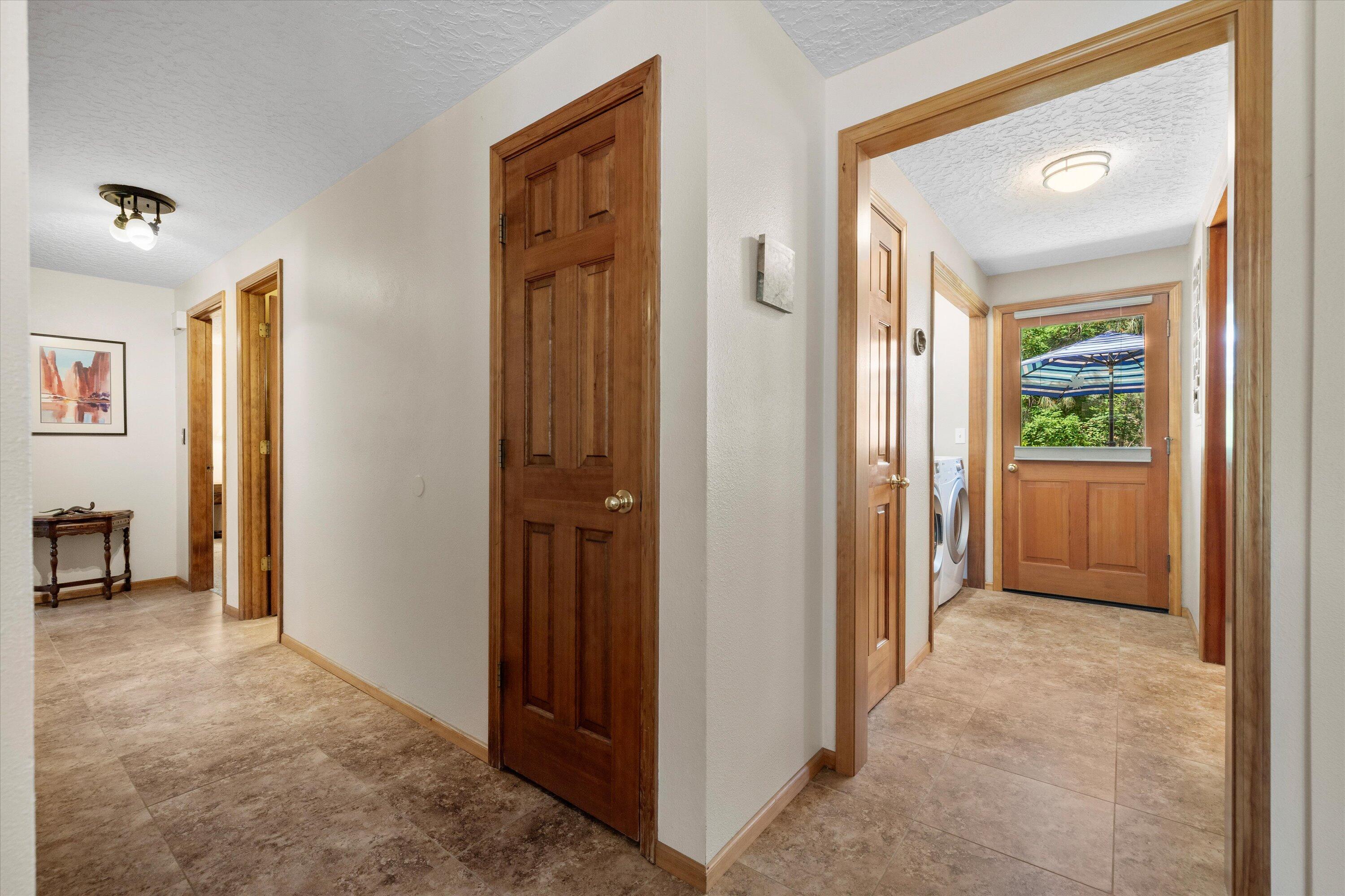 Golden Mantle - Residential