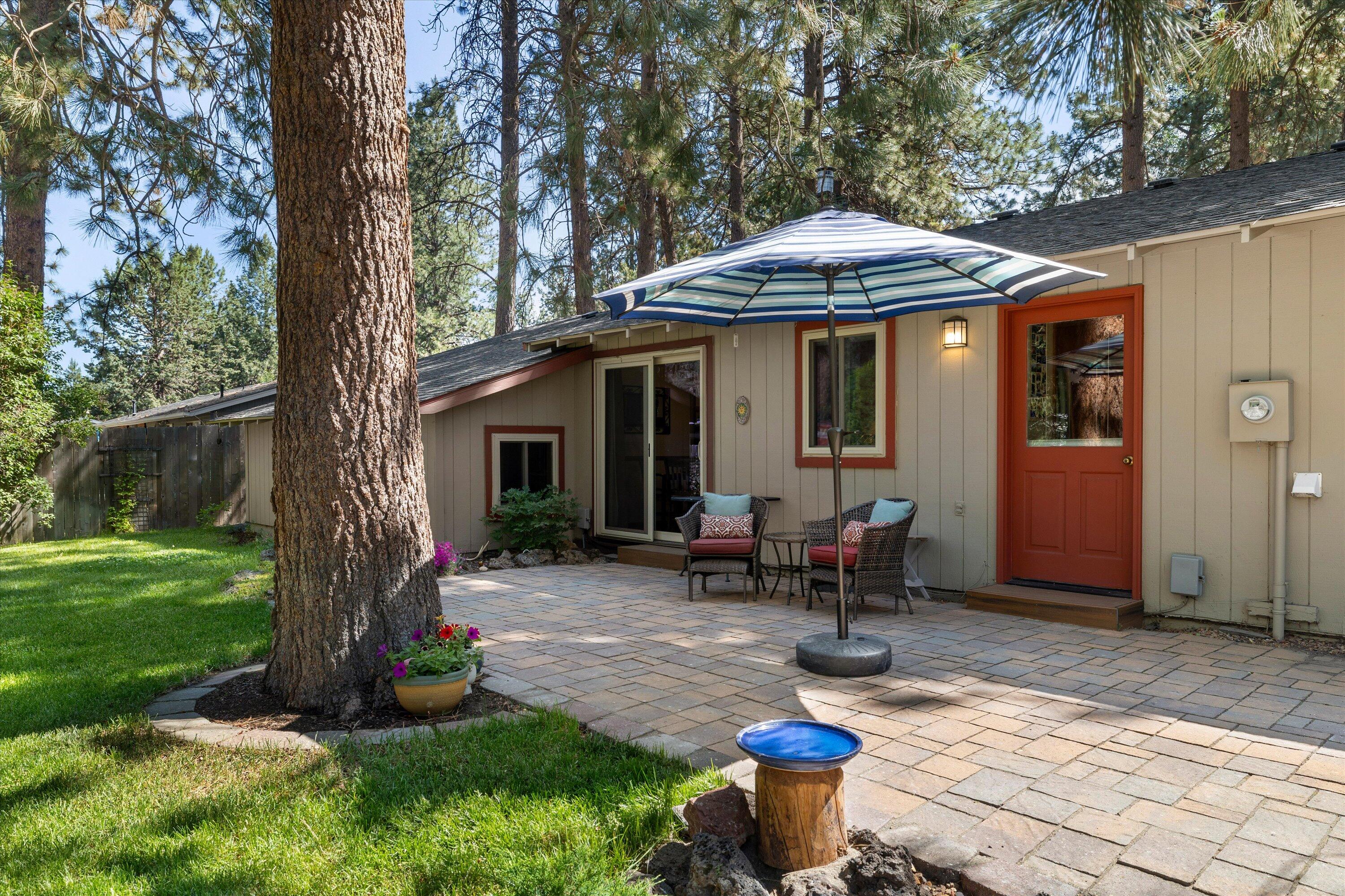 Golden Mantle - Residential