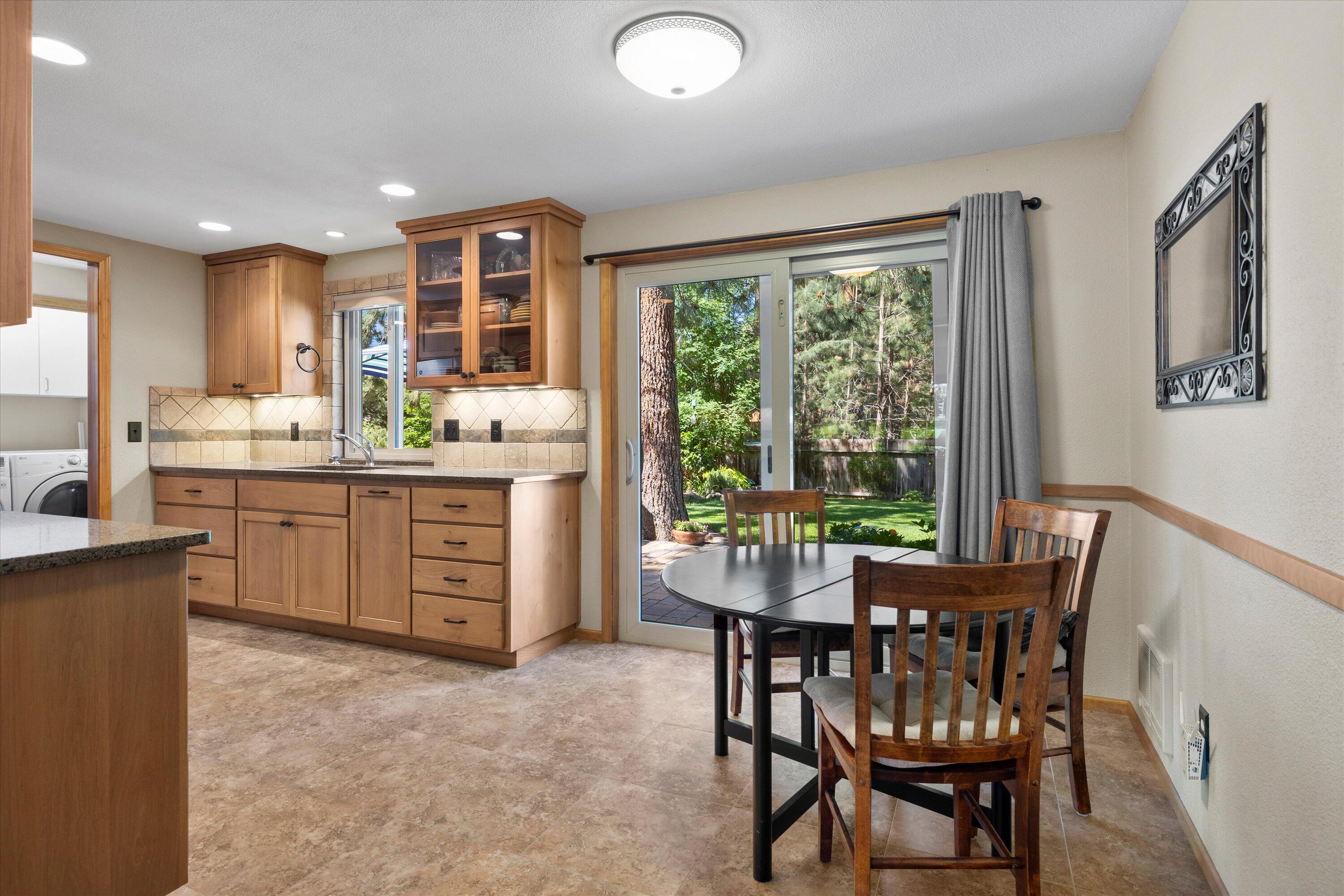 Golden Mantle - Residential