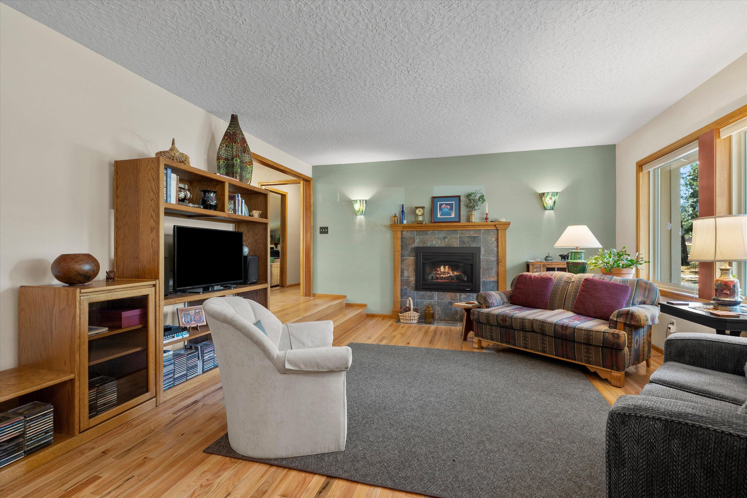 Golden Mantle - Residential