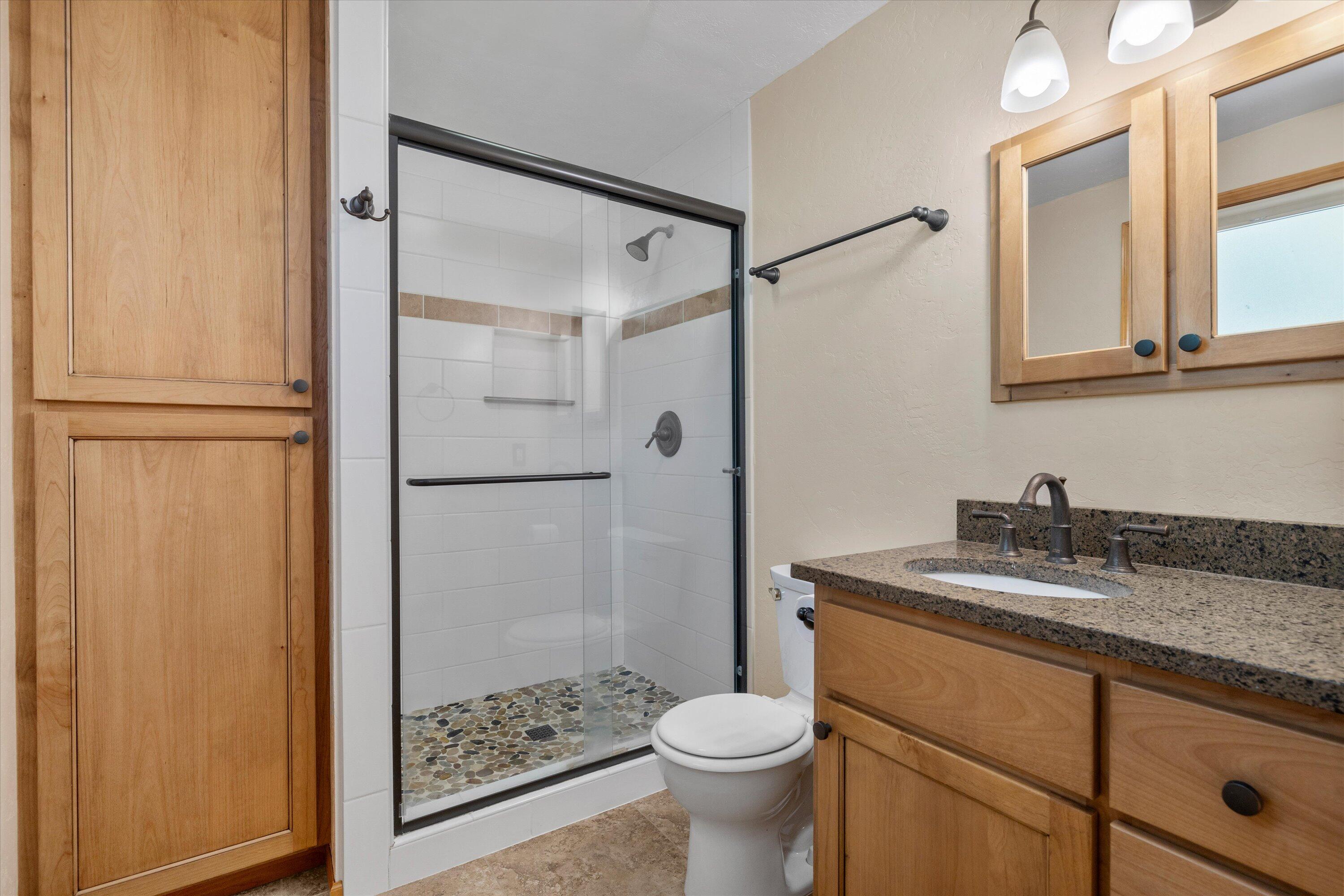 Golden Mantle - Residential