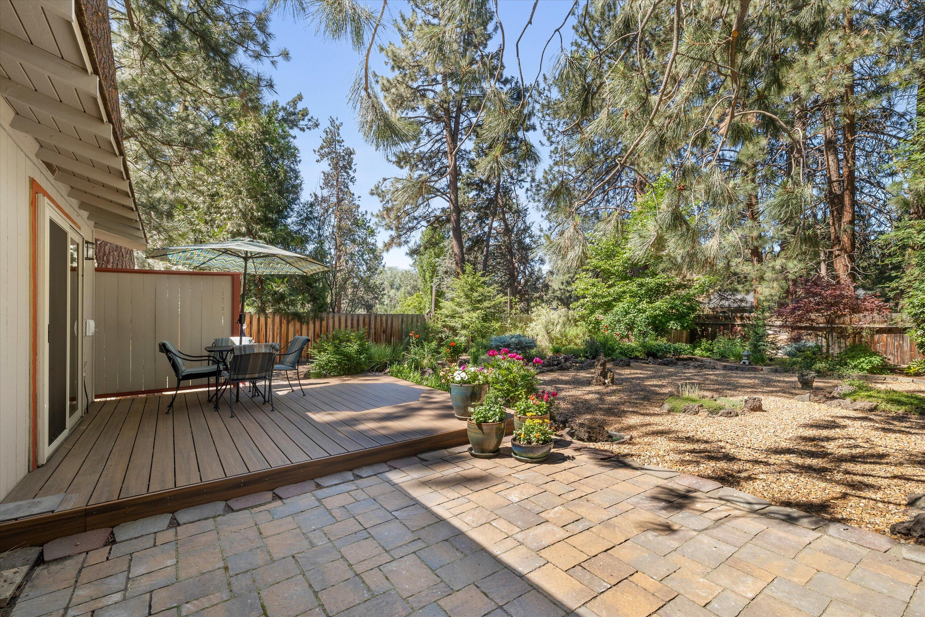 Golden Mantle - Residential