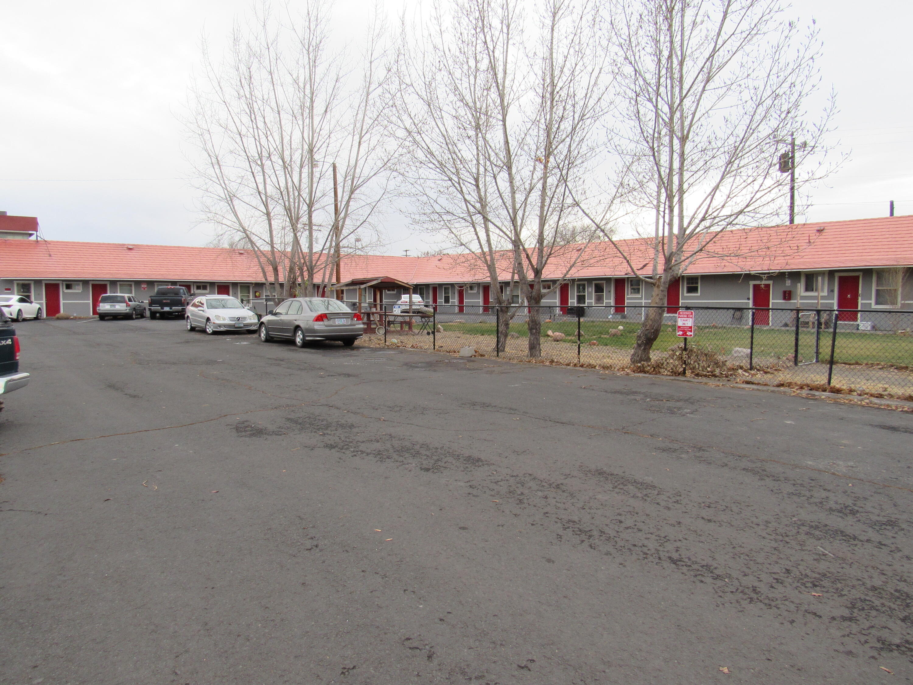 Palmain - Commercial Sale