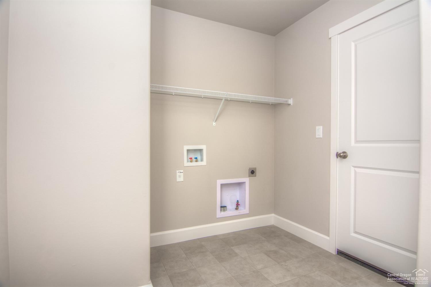 27 Elm - Residential