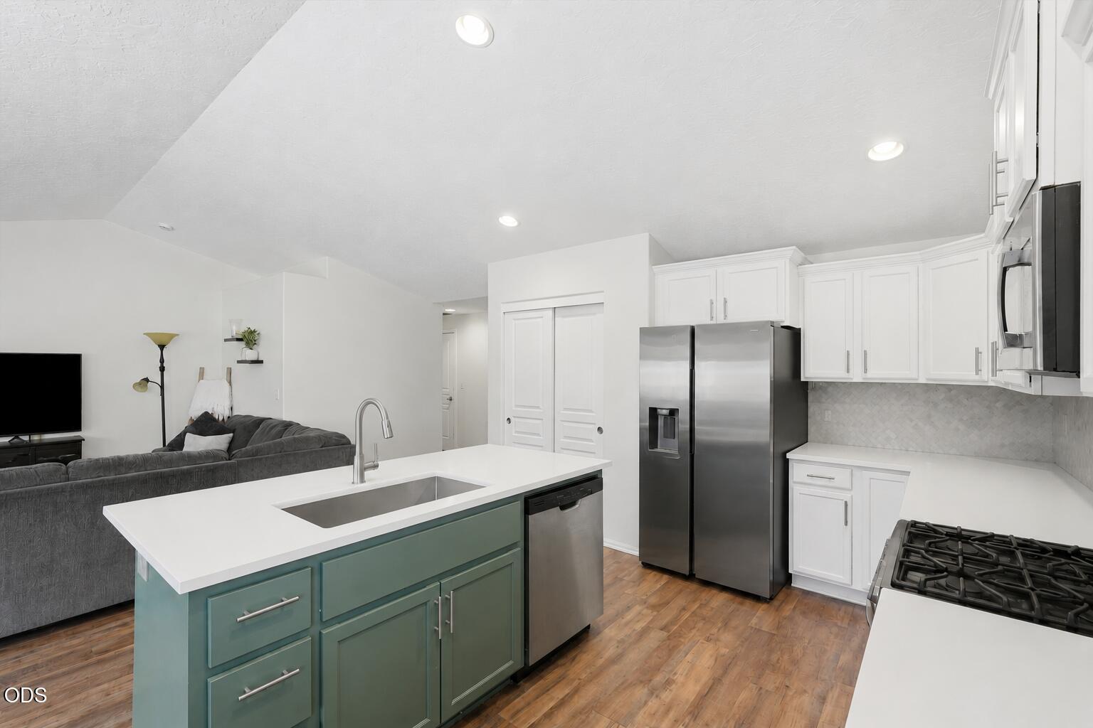 222 SW 33rd Drive