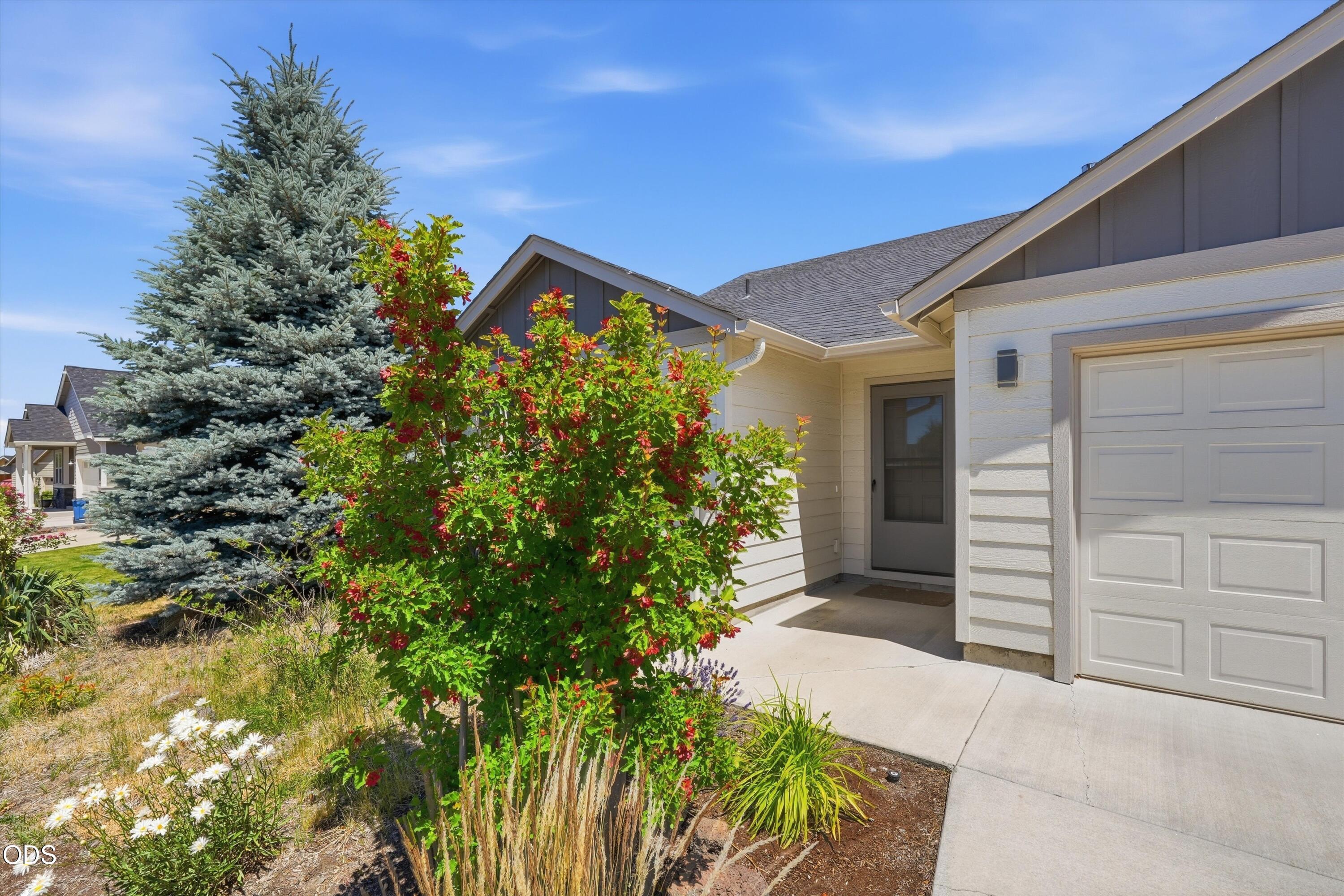 222 SW 33rd Drive