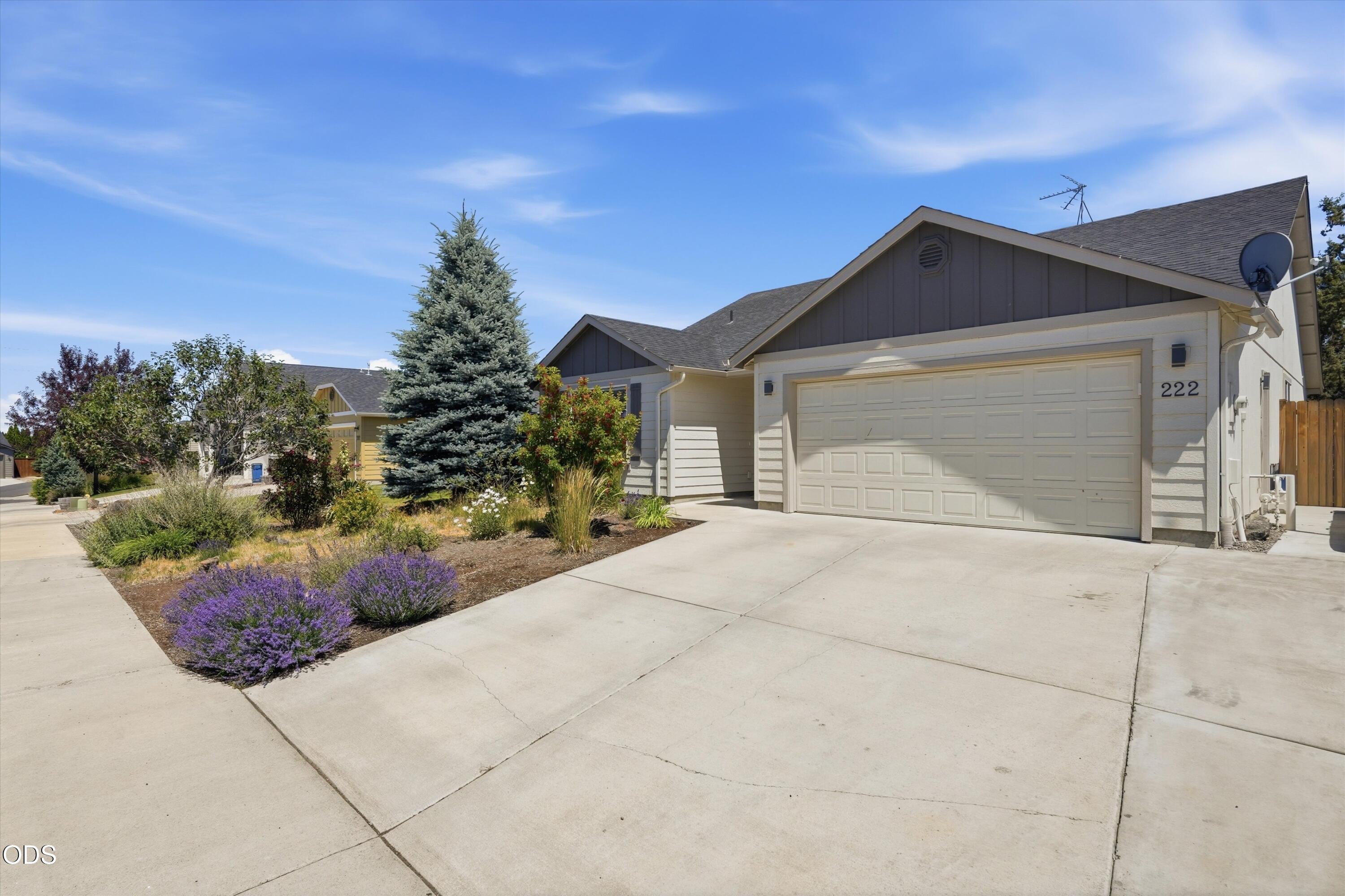 222 SW 33rd Drive