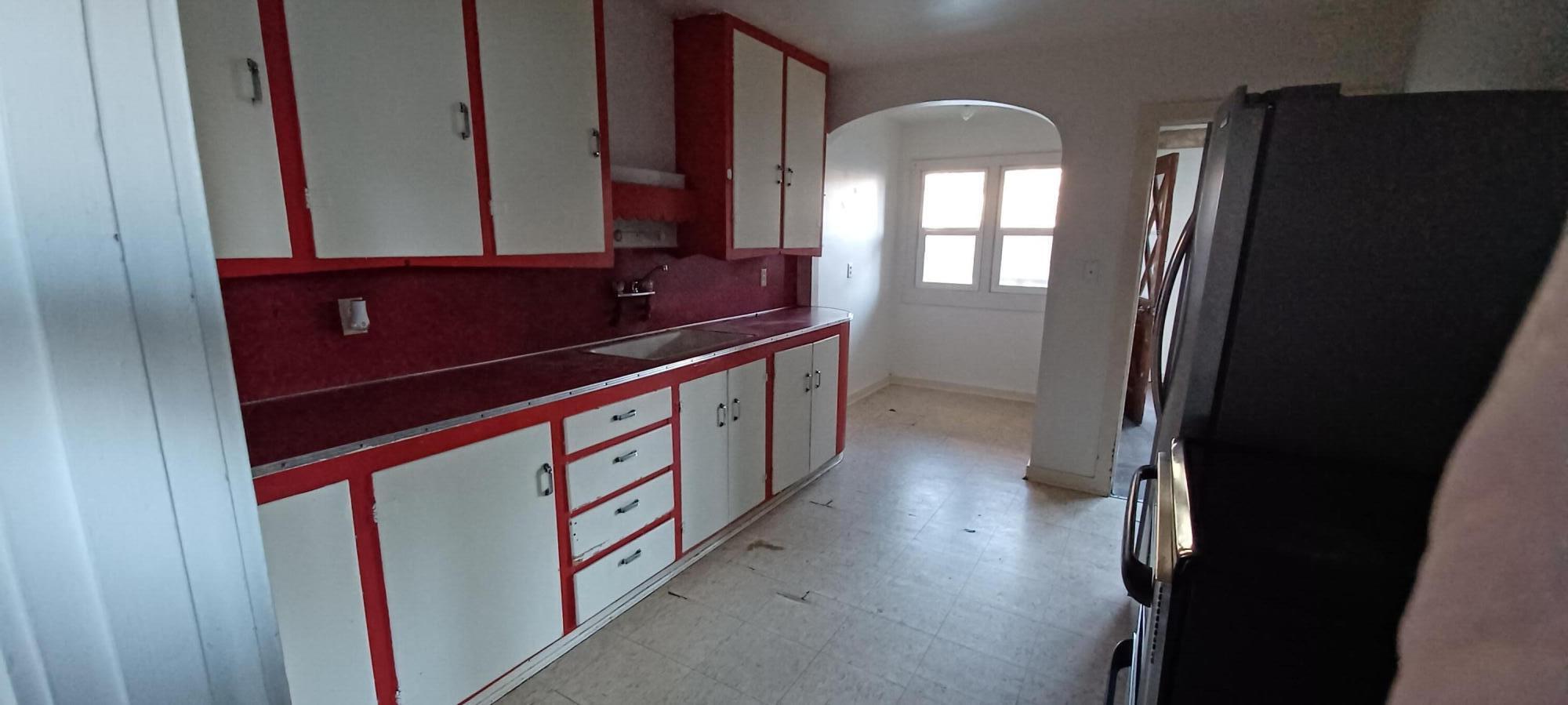 Julia, Tow NOf (glendale) - Residential Income