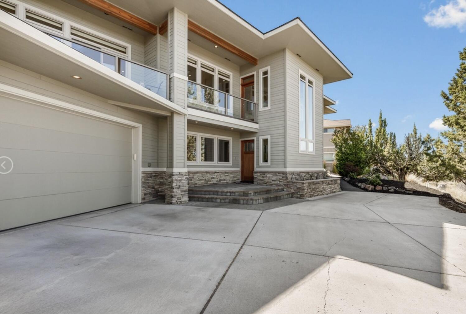 10157 Sundance Ridge Loop SW
