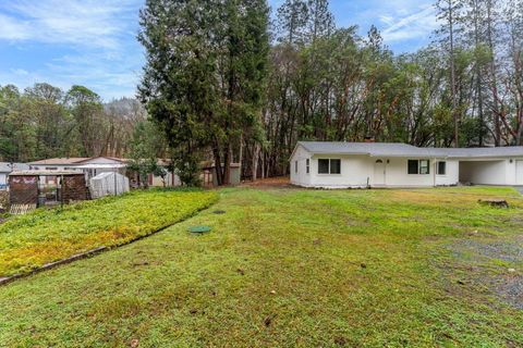 Tiny photo for 1707 Foots Creek L Fork Road, Gold Hill, OR 97525 (MLS # 220212975)