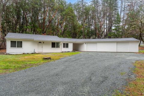 Tiny photo for 1707 Foots Creek L Fork Road, Gold Hill, OR 97525 (MLS # 220212975)