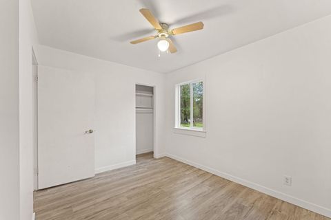 Tiny photo for 1707 Foots Creek L Fork Road, Gold Hill, OR 97525 (MLS # 220212975)