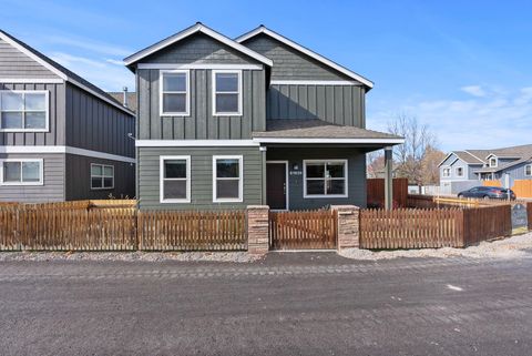 Tiny photo for 61839 SE 27th Street, Bend, OR 97702 (MLS # 220211239)