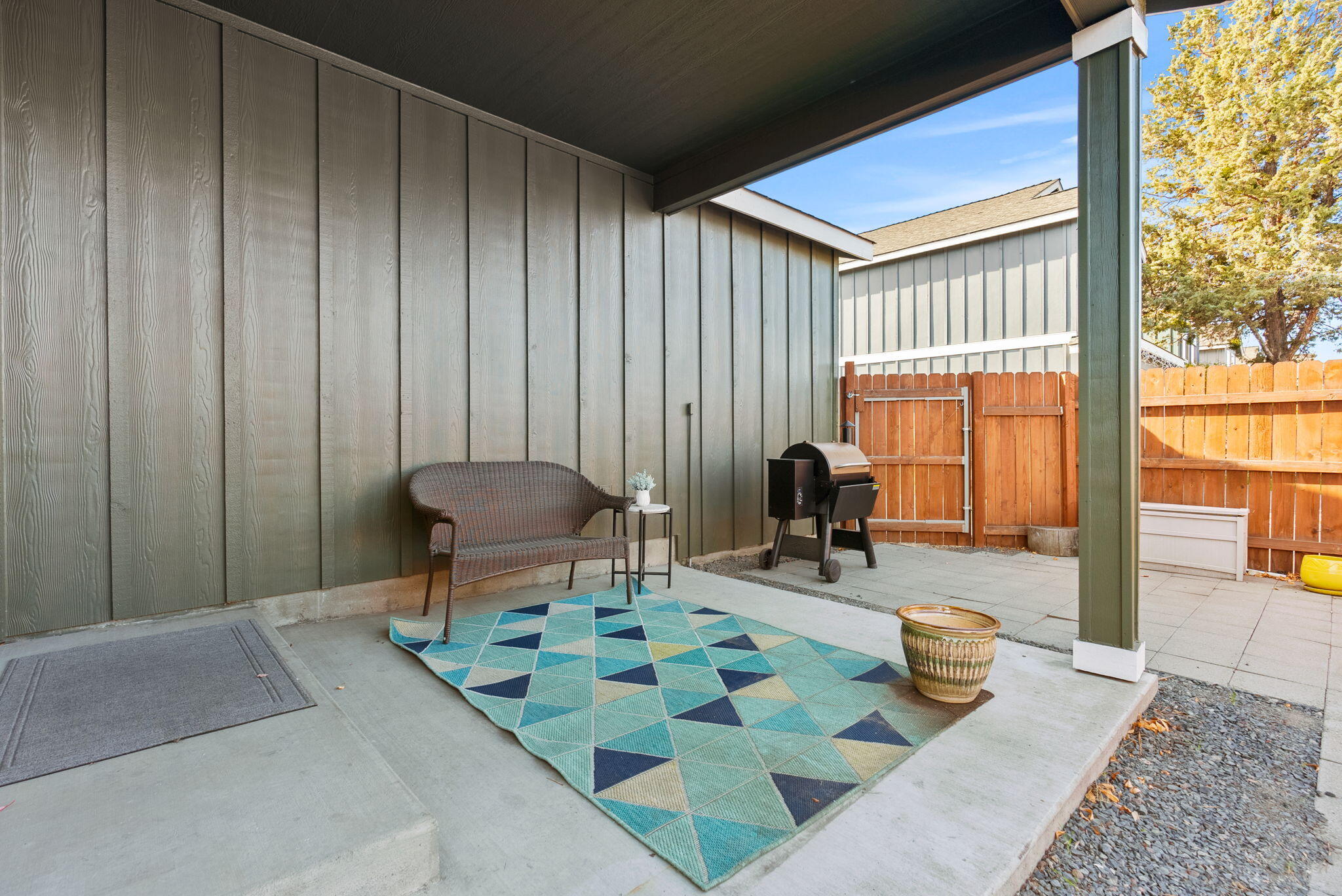 27th Street Crossing - Residential