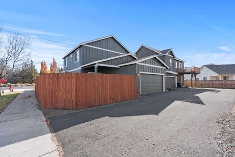 Tiny photo for 61839 SE 27th Street, Bend, OR 97702 (MLS # 220211239)