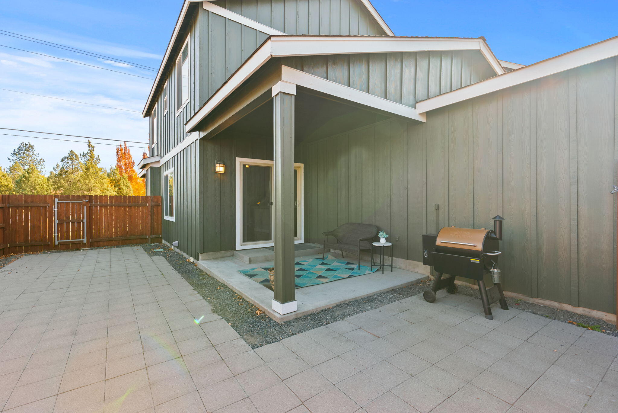 27th Street Crossing - Residential