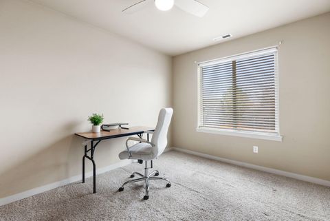 Tiny photo for 61839 SE 27th Street, Bend, OR 97702 (MLS # 220211239)
