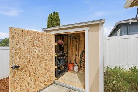 Tiny photo for 1922 Modena Lane, Medford, OR 97501 (MLS # 220222741)