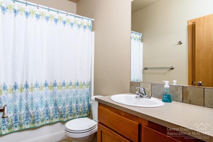 Torryn's - Residential