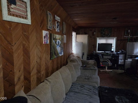Tiny photo for 819 Ulrich Road, Prospect, OR 97536 (MLS # 220223171)