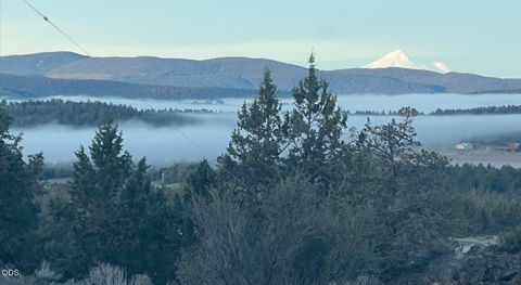 Tiny photo for 31276 Seal Lane, Bonanza, OR 97623 (MLS # 220224568)