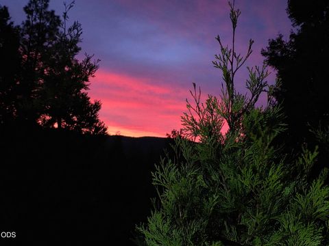 Tiny photo for 31276 Seal Lane, Bonanza, OR 97623 (MLS # 220224568)