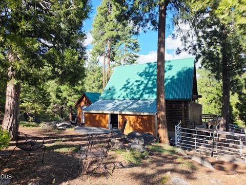 Tiny photo for 31276 Seal Lane, Bonanza, OR 97623 (MLS # 220224568)