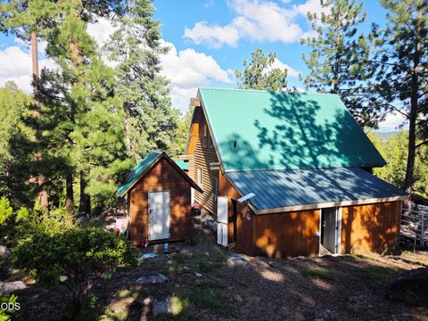 Tiny photo for 31276 Seal Lane, Bonanza, OR 97623 (MLS # 220224568)