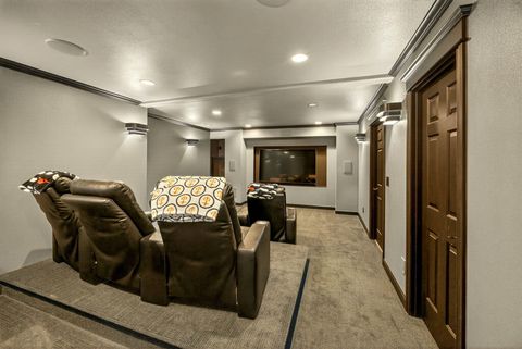 Tiny photo for 112 Monterey Dr, Medford, OR 97504 (MLS # 220217383)