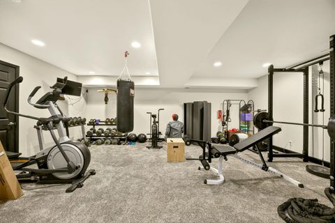 Tiny photo for 112 Monterey Dr, Medford, OR 97504 (MLS # 220217383)