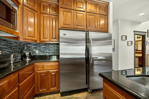 Tiny photo for 112 Monterey Dr, Medford, OR 97504 (MLS # 220217383)