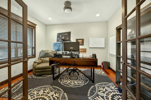 Tiny photo for 112 Monterey Dr, Medford, OR 97504 (MLS # 220217383)