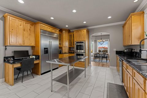 Tiny photo for 1679 NE Terrace Drive, Grants Pass, OR 97526 (MLS # 220219809)