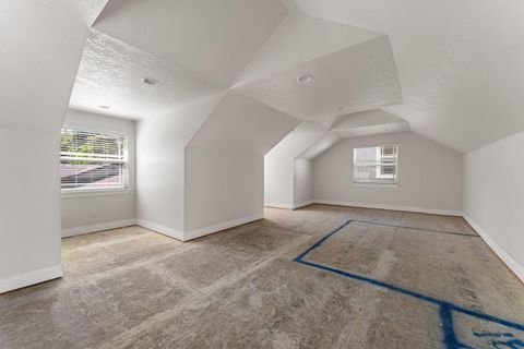 Tiny photo for 1679 NE Terrace Drive, Grants Pass, OR 97526 (MLS # 220219809)