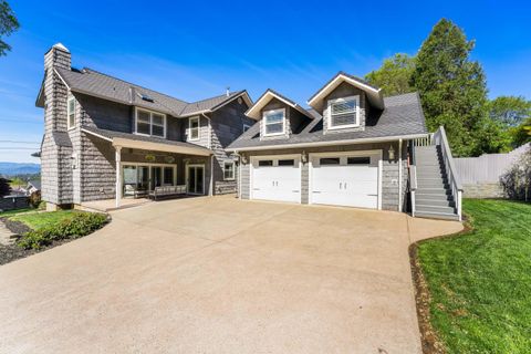 Tiny photo for 1679 NE Terrace Drive, Grants Pass, OR 97526 (MLS # 220219809)