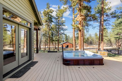 Tiny photo for 69128 Bay Drive, Sisters, OR 97759 (MLS # 220210310)