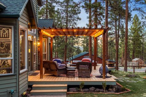 Tiny photo for 69128 Bay Drive, Sisters, OR 97759 (MLS # 220210310)