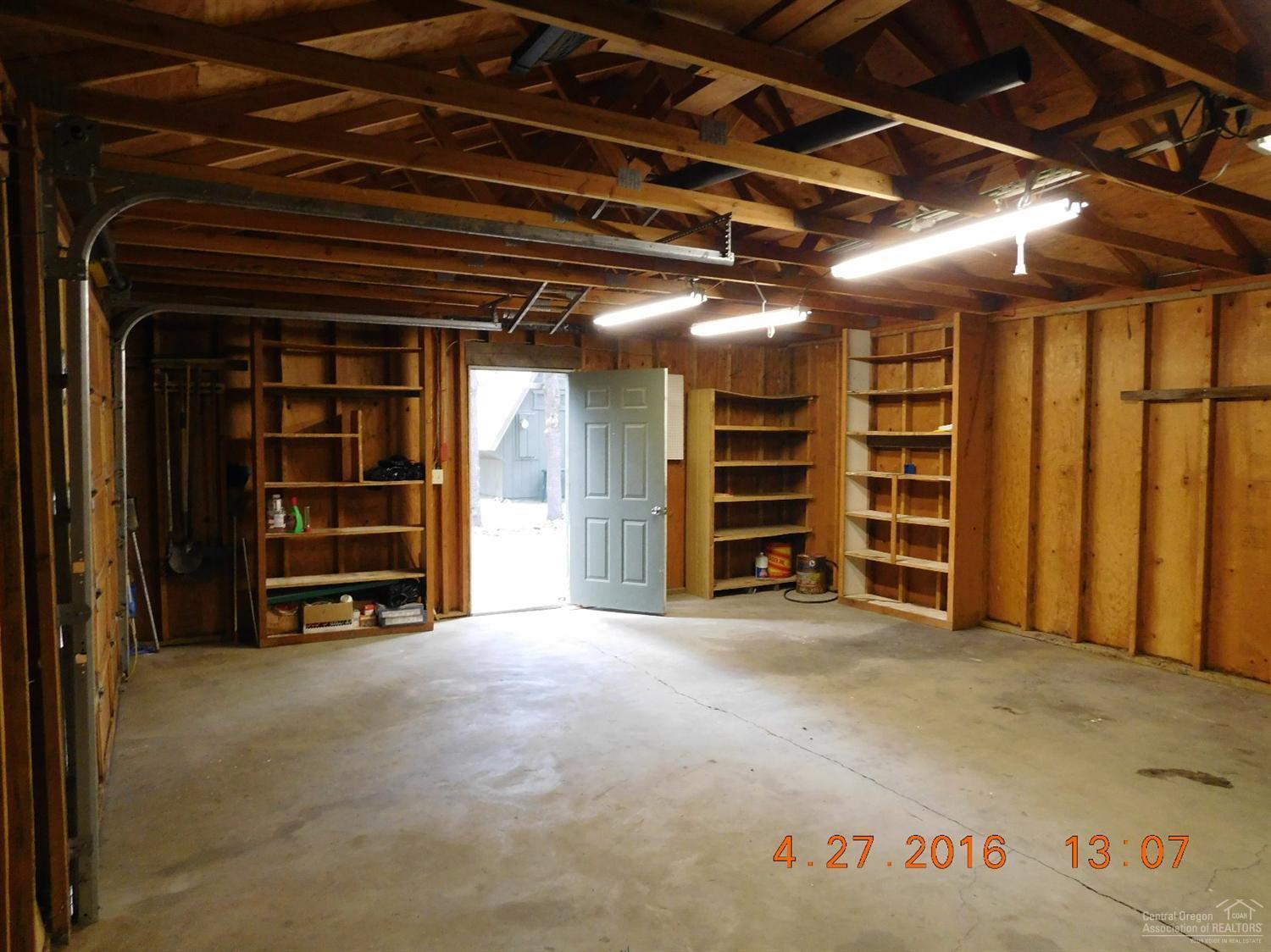 Ponderosa Pines East - Residential