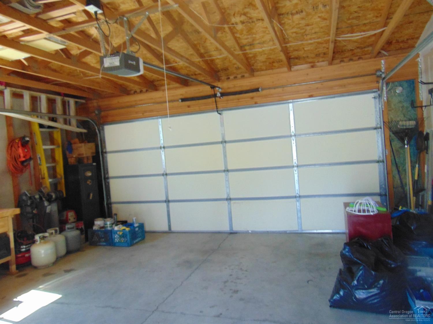 Ni Lah Sha Village - Residential