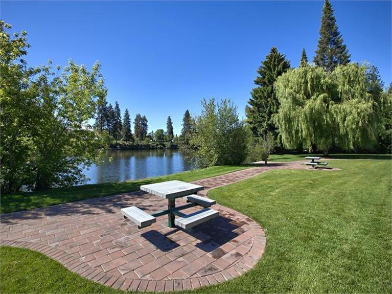 Pinelyn Park - Residential