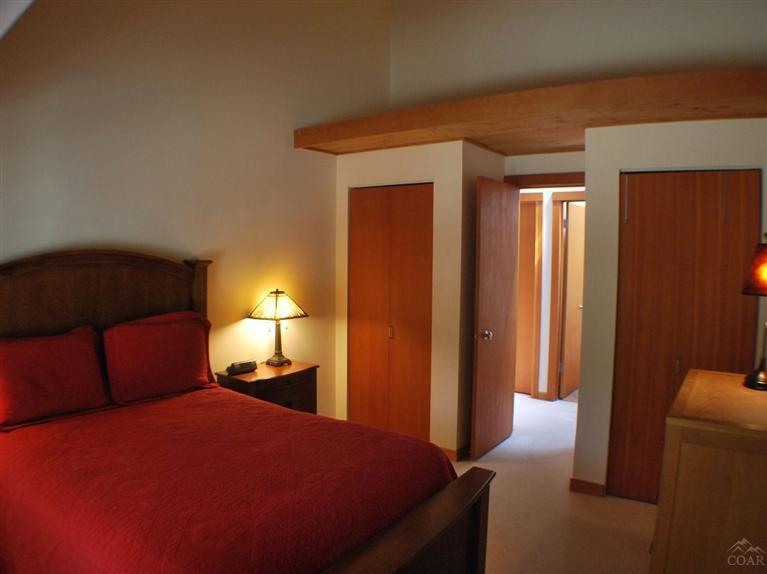 Fairway Island - Residential